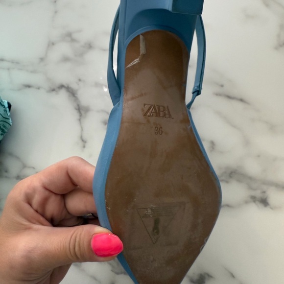 Zara Women's Elegant Blue Heels - Picture 3 of 3